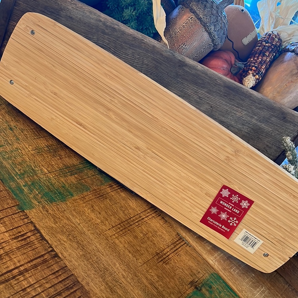 Bamboo winter trees serving board charcuterie platter with handles. NWT - Picture 5 of 5